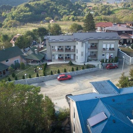 Simica Cose Apartment Vrdnik Ngoại thất bức ảnh